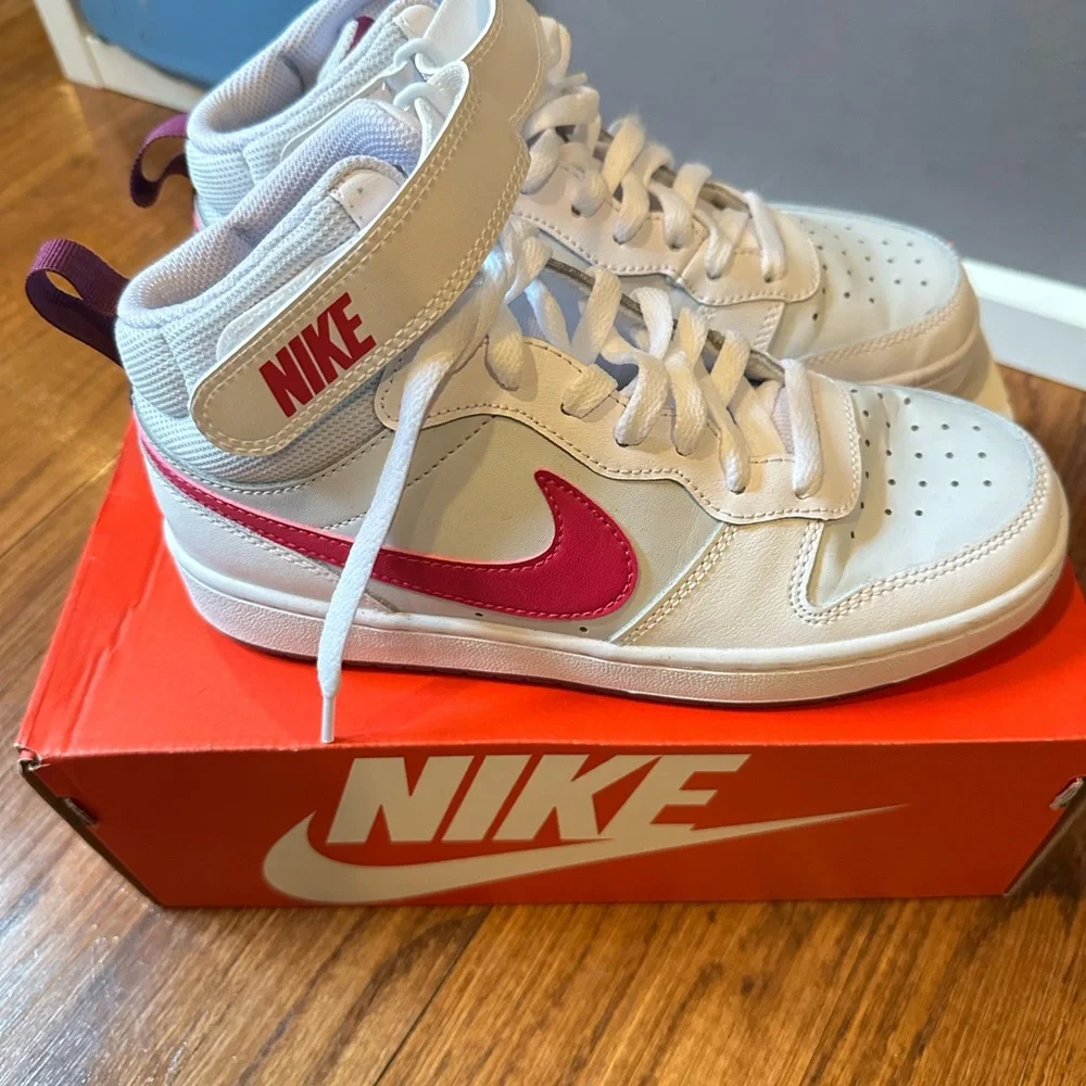 Nike Court Borough Mid 2 (GS) White and Pink Sneakers Classic Design (Youth)